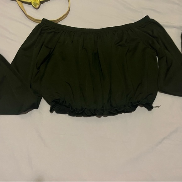 Off the shoulder black top - Picture 2 of 2